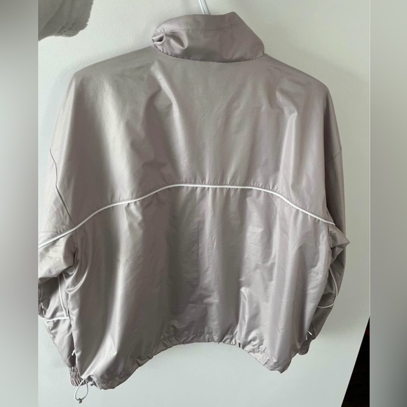 New Balance windbreaker - never worn - Picture 2 of 3